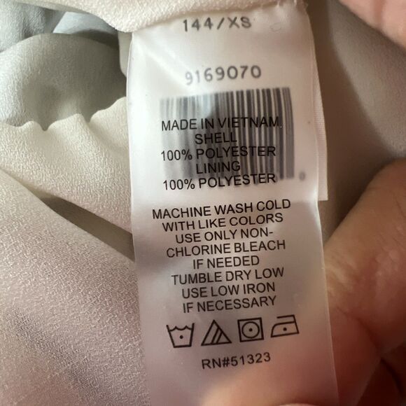 Vince Camuto Blouse Women Extra Small Cream Grey Floral Peplum Long Sleeve - Picture 6 of 14